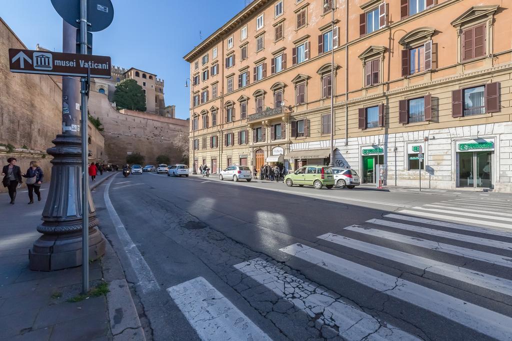 Manfredi House San Pietro 2* Rom